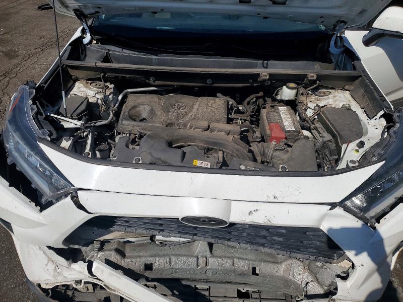Снимка 11 от търг – 2019 TOYOTA RAV4 с VIN 2T3A1RFV8KW044299