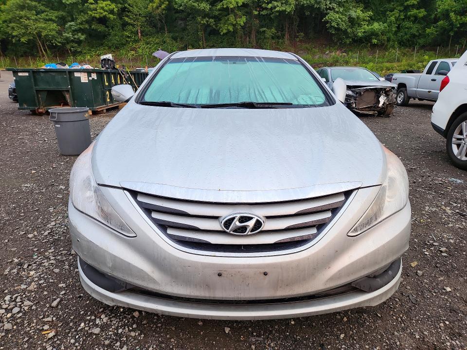 Photo 5 from auction – 2014 HYUNDAI SONATA with VIN 5NPEB4AC6EH895083