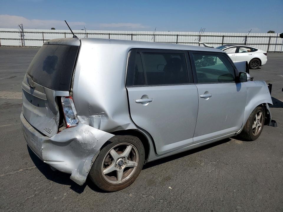 Photo 3 from auction – 2008 SCION XB with VIN JTLKE50E181055022