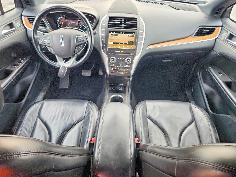 Photo 8 from auction – 2019 LINCOLN MKC with VIN 5LMCJ2D9XKUL12345