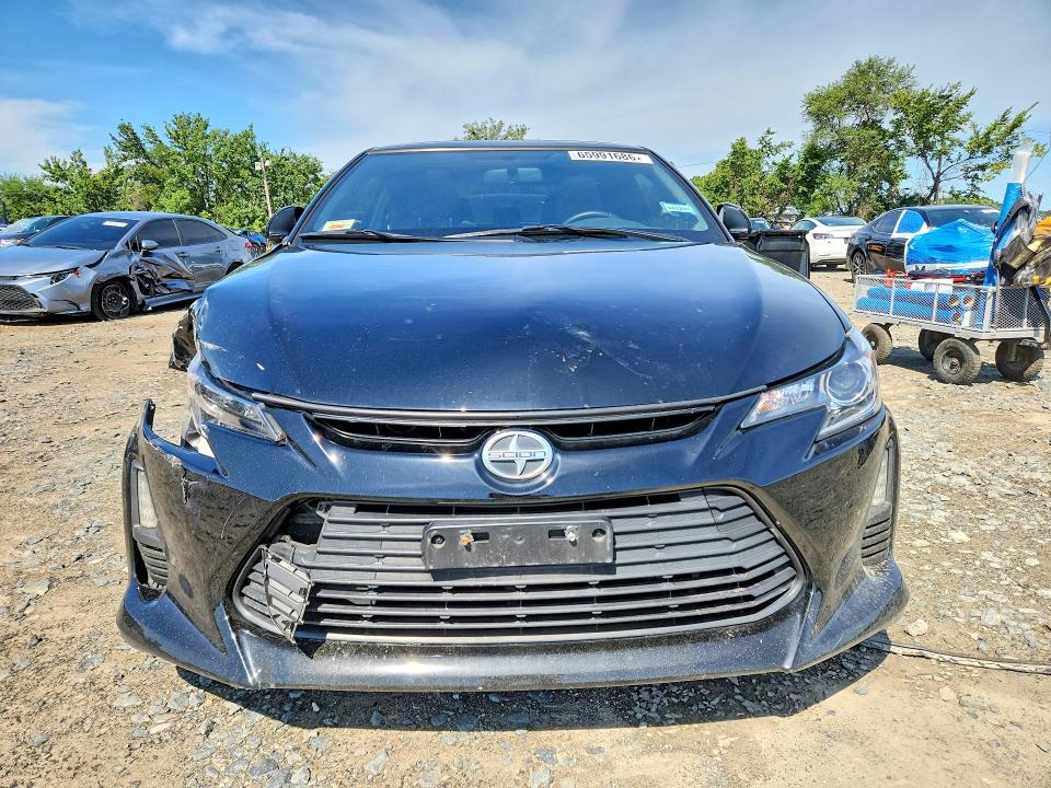 Photo 5 from auction – 2016 SCION TC with VIN JTKJF5C79GJ020804
