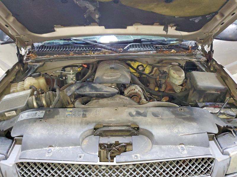 Photo 11 from auction – 2004 CHEVROLET SILVERADO with VIN 1GCEK19T04E265920