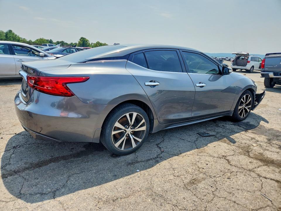 Photo 3 from auction – 2017 NISSAN MAXIMA with VIN 1N4AA6AP4HC447799