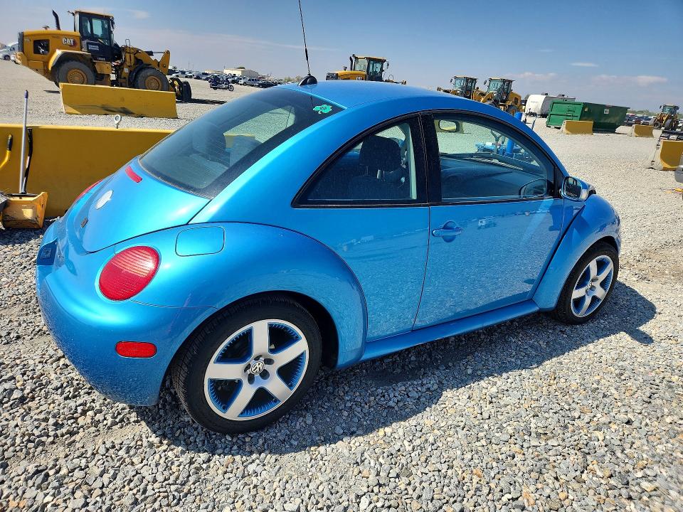 Photo 3 from auction – 2004 VOLKSWAGEN NEW BEETLE with VIN 3VWGK31C94M422271