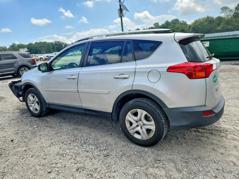 Photo 2 from auction – 2015 TOYOTA RAV4 with VIN JTMZFREV9FJ042538