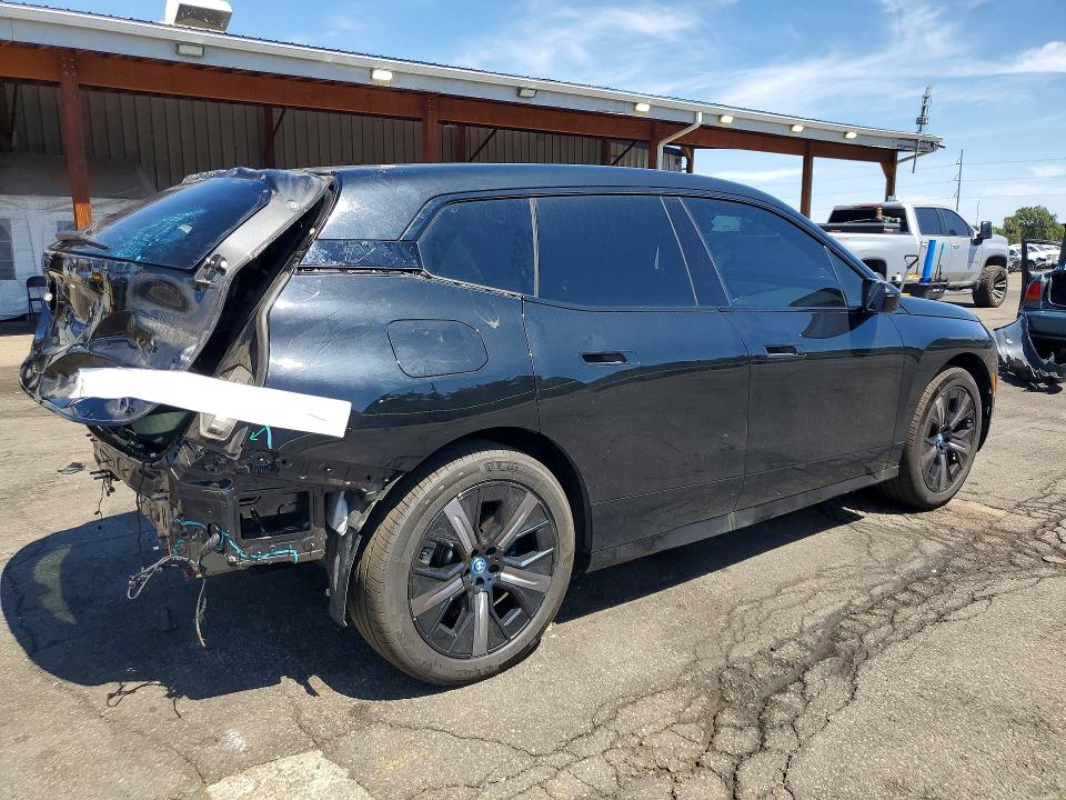 Photo 3 from auction – 2024 BMW IX with VIN WB523CF07RCP85536