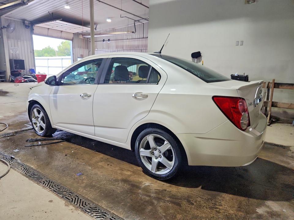 صورة رقم 2 من المزاد - 2014 CHEVROLET SONIC مع VIN 1G1JE5SB3E4135032
