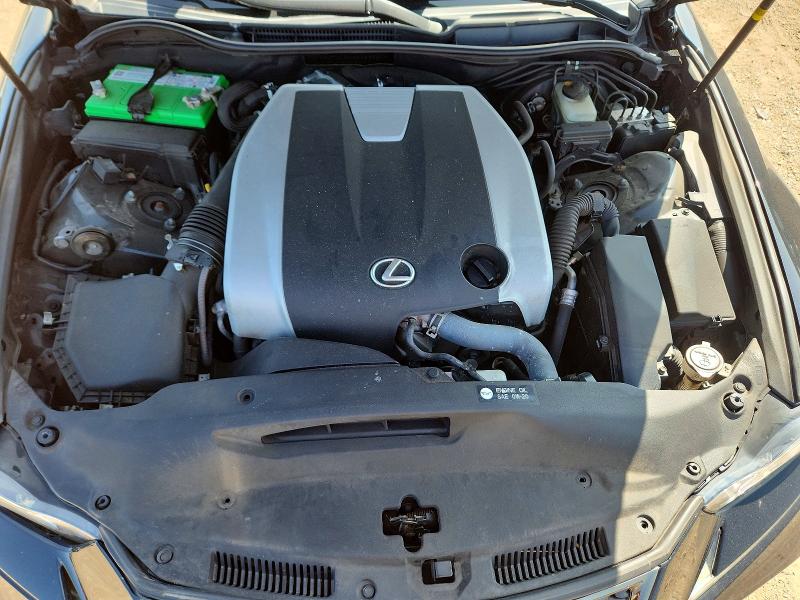 Photo 11 from auction – 2017 LEXUS IS with VIN JTHCM1D2XH5023351