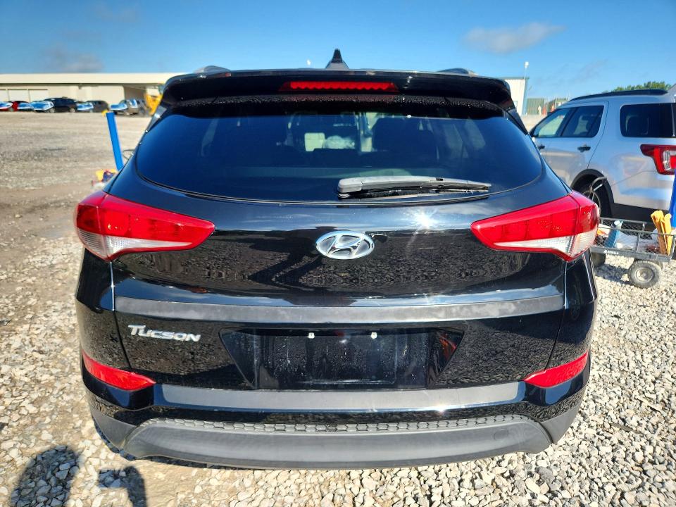 Photo 6 from auction – 2018 HYUNDAI TUCSON with VIN KM8J33A48JU614315