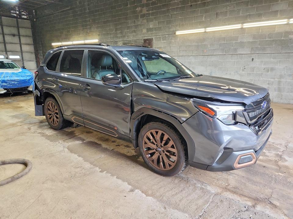 Foto 4 de la subasta – 2025 SUBARU FORESTER con VIN JF2SLDHC7SH465208