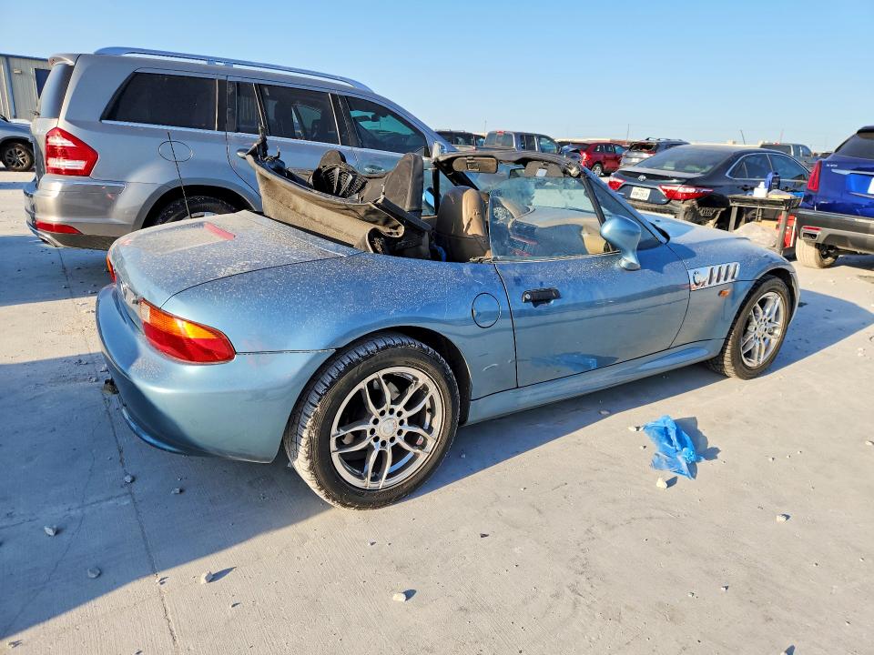 Photo 3 from auction – 1998 BMW Z3 with VIN 4USCH7324WLE07125