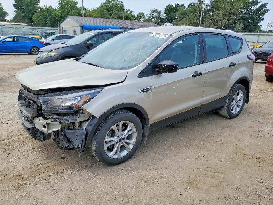 FORD ESCAPE 2018 with VIN 1FMCU0F73JUA30783 - Photo from auction