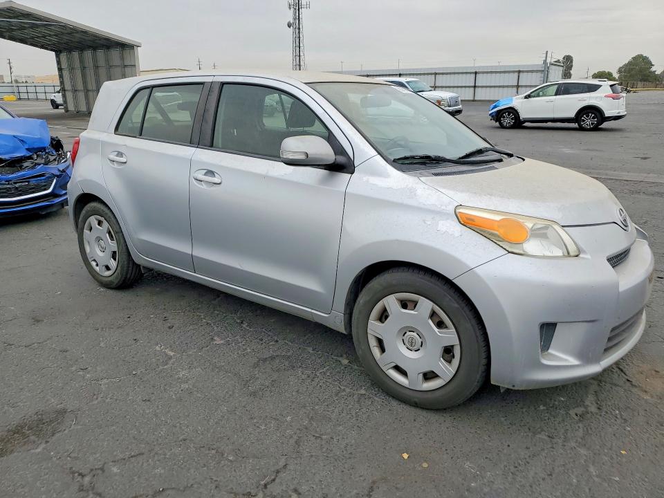 Photo 4 from auction – 2008 SCION XD with VIN JTKKU10428J016978