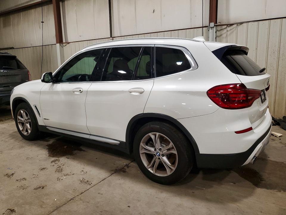 Photo 2 from auction – 2018 BMW X3 with VIN 5UXTR9C50JLC81801