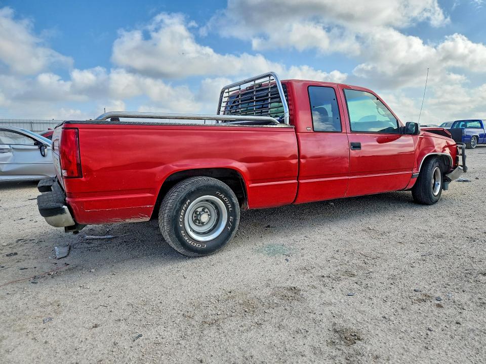 Photo 3 from auction – 1997 CHEVROLET GMT-400 with VIN 1GCEC19M8VE228296