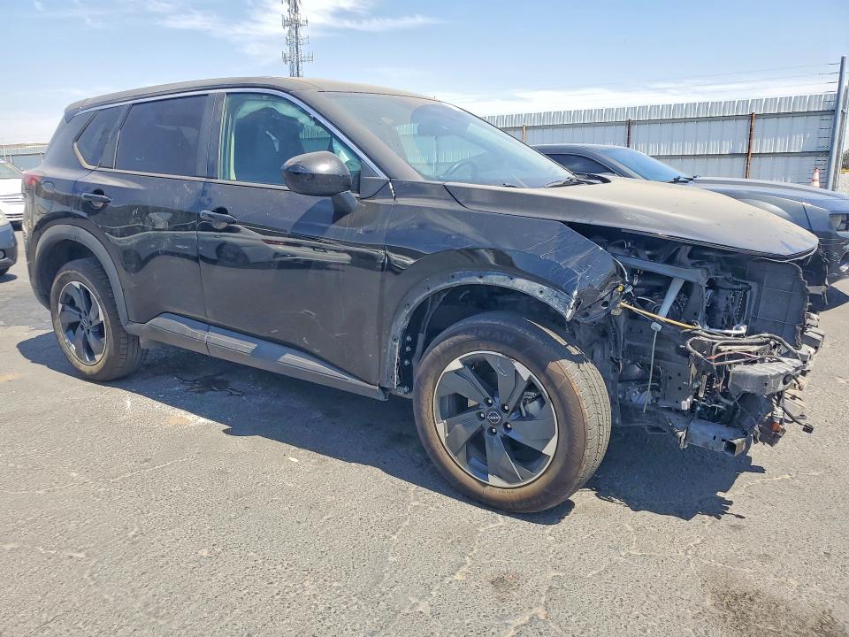 Photo 4 from auction – 2025 NISSAN ROGUE with VIN 5N1BT3BA6SC809247