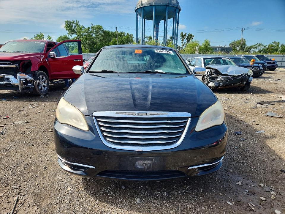 Photo 5 from auction – 2011 CHRYSLER 200 LIMITED with VIN 1C3BC2FG6BN517927