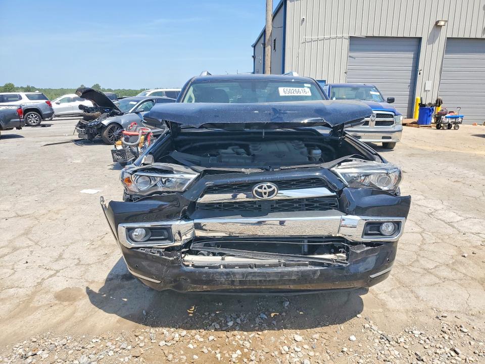 Photo 5 from auction – 2019 TOYOTA 4RUNNER with VIN JTEZU5JR8K5191836