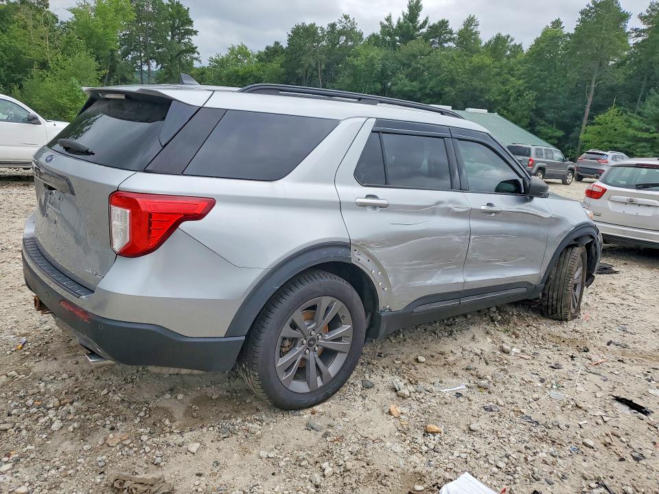 Photo 3 from auction – 2021 FORD EXPLORER with VIN 1FMSK8DH5MGA98761