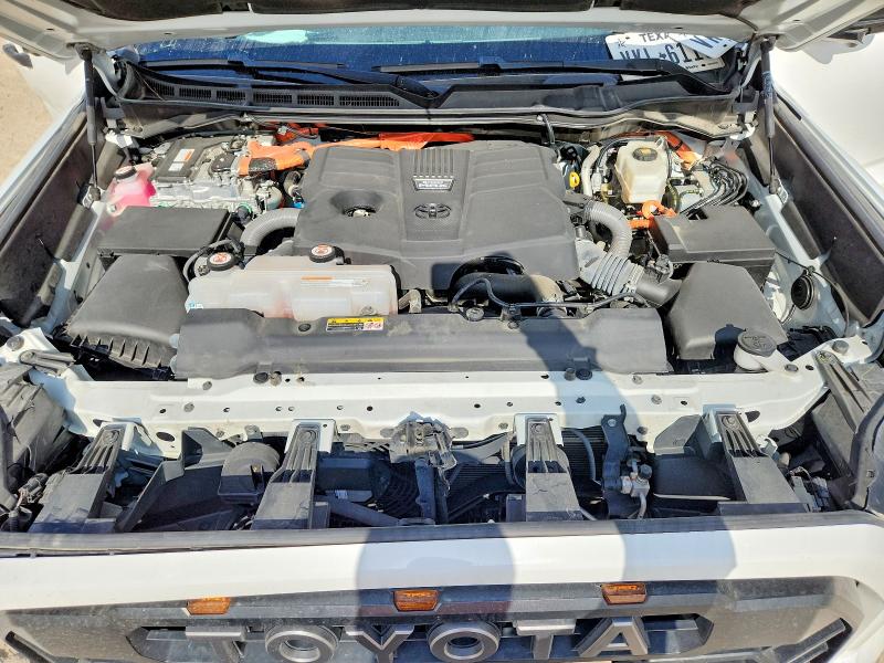Photo 11 from auction – 2024 TOYOTA TUNDRA with VIN 5TFPC5DB2RX081814