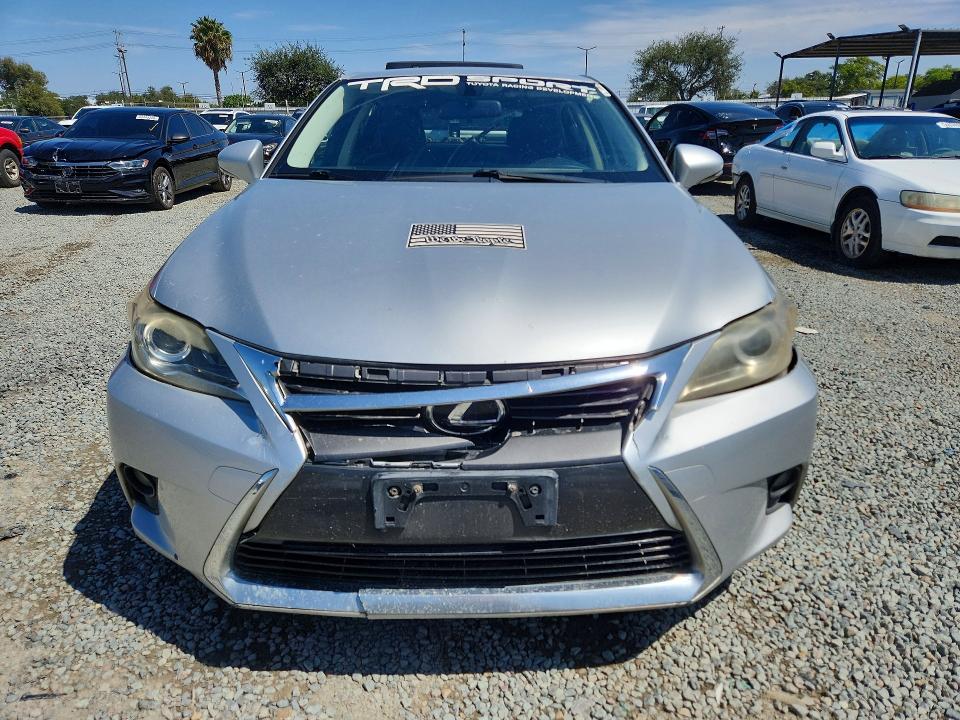 Photo 5 from auction – 2016 LEXUS CT with VIN JTHKD5BH1G2256786