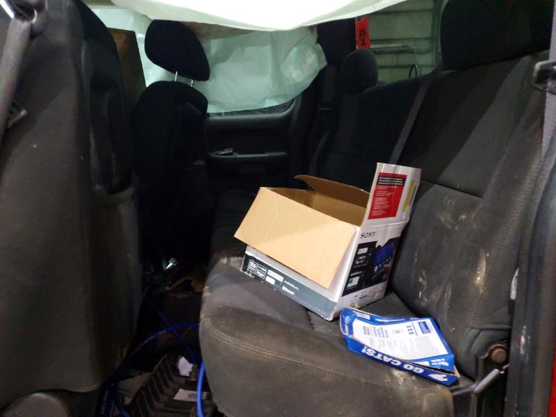 Photo 10 from auction – 2013 CHEVROLET SILVERADO with VIN 1GCRKREA6DZ116778