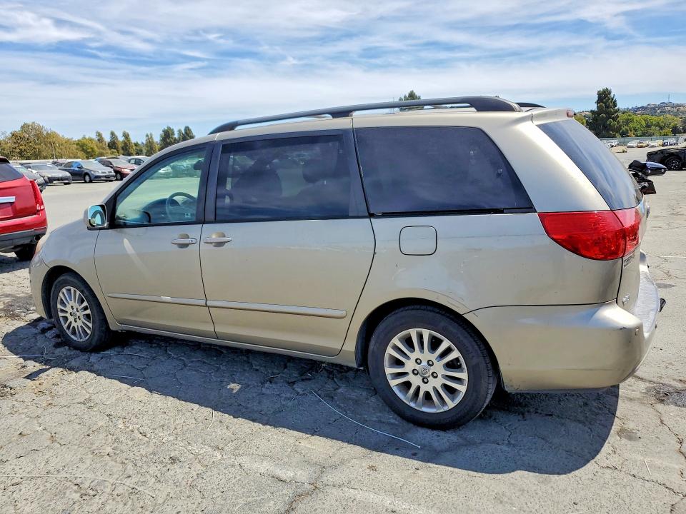 Photo 2 from auction – 2008 TOYOTA SIENNA with VIN 5TDZK22C48S127542