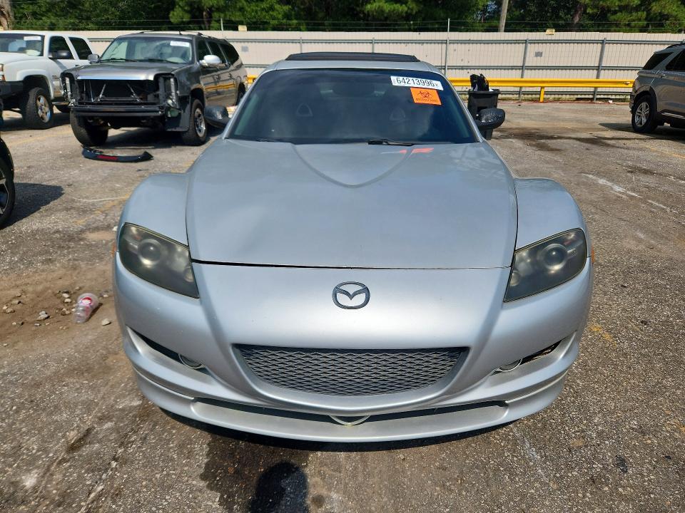 Photo 5 from auction – 2004 MAZDA RX8 with VIN JM1FE17N440118058