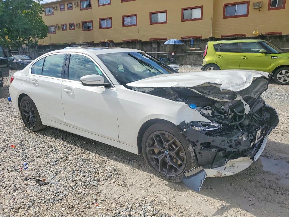 صورة رقم 4 من المزاد - 2026 BMW 330XI مع VIN 3MW89CW08T8G02945
