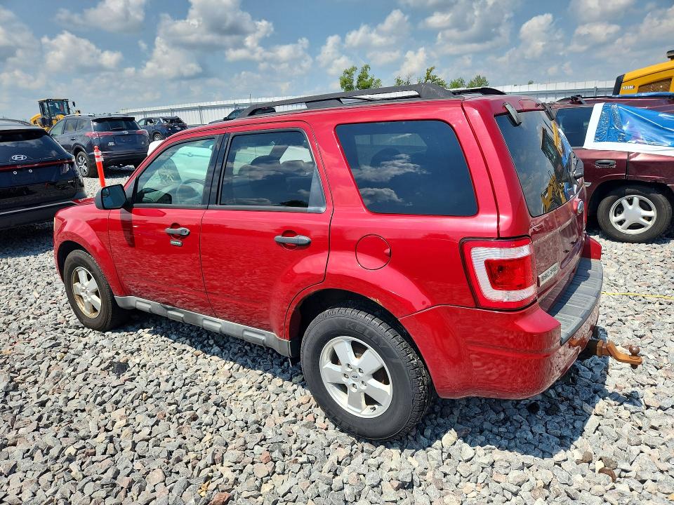 Zdjęcie 2 z aukcji – 2010 FORD ESCAPE z VIN 1FMCU9DG8AKC92446