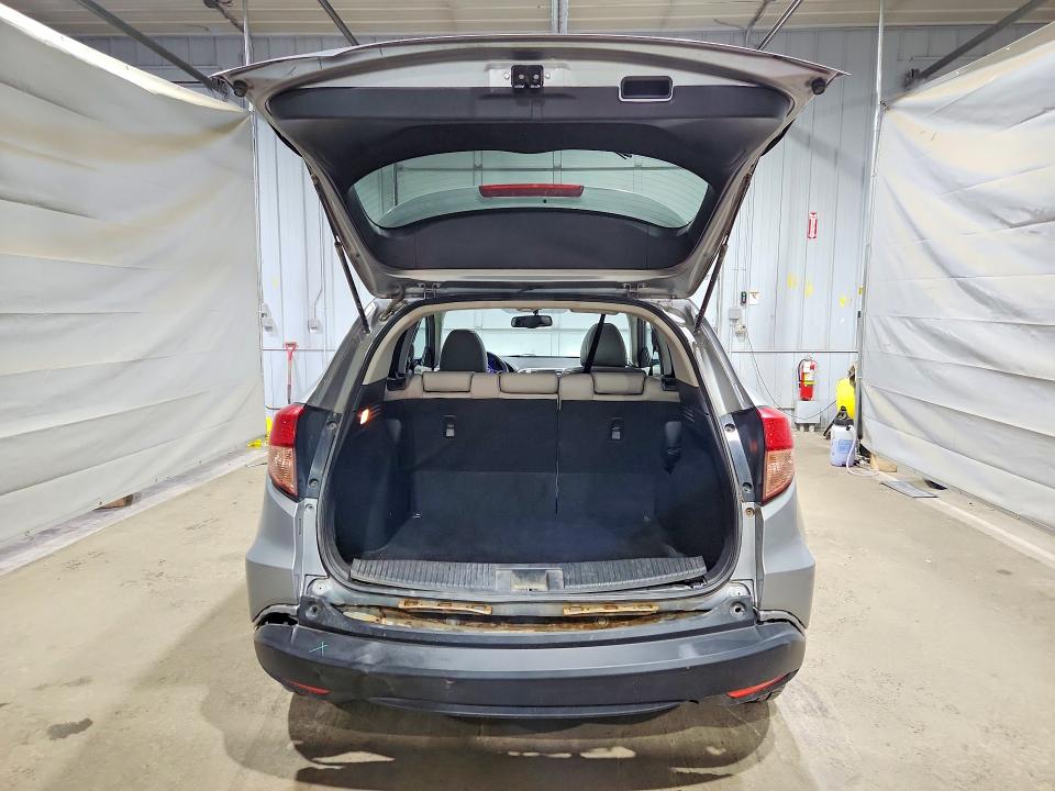 Photo 6 from auction – 2018 HONDA HR-V with VIN 3CZRU6H73JM707943
