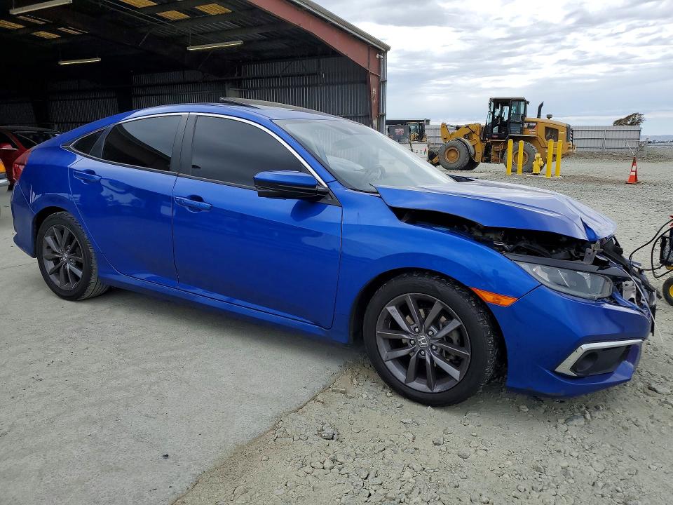 Снимка 4 от търг – 2021 HONDA CIVIC с VIN 19XFC1F30ME207087