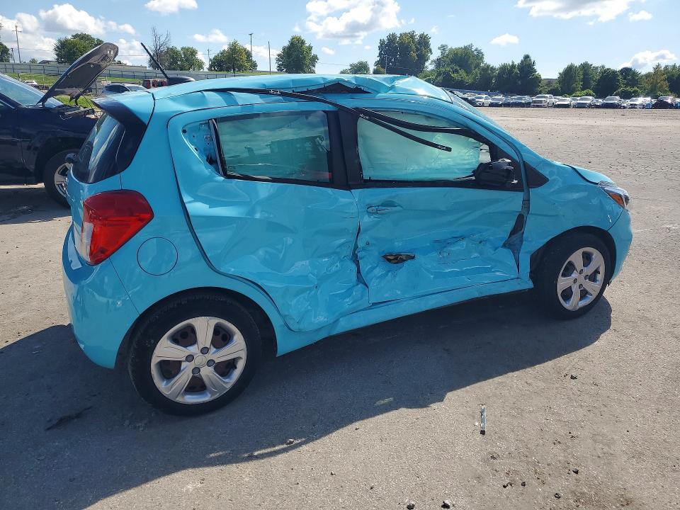 Foto 3 de la subasta – 2021 CHEVROLET SPARK con VIN KL8CB6SA3MC227518