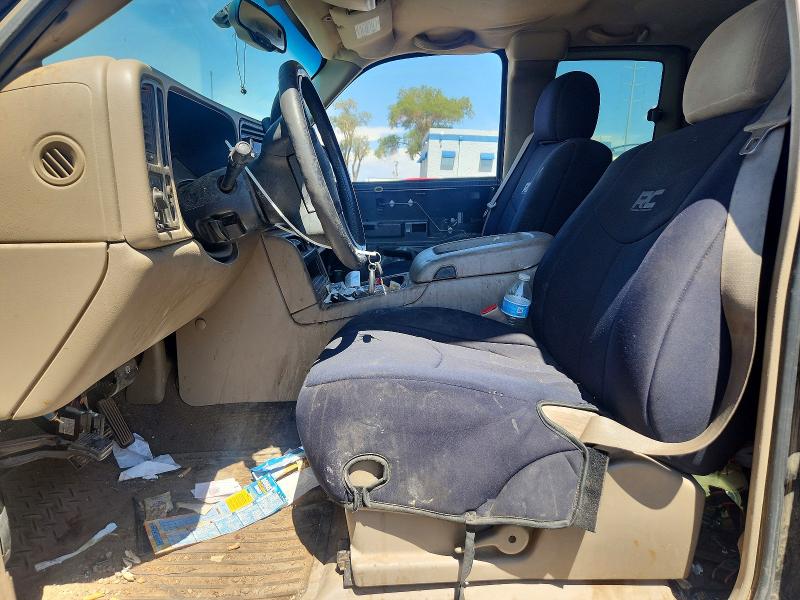 Photo 7 from auction – 2003 CHEVROLET SILVERADO with VIN 2GCEC19V731354771