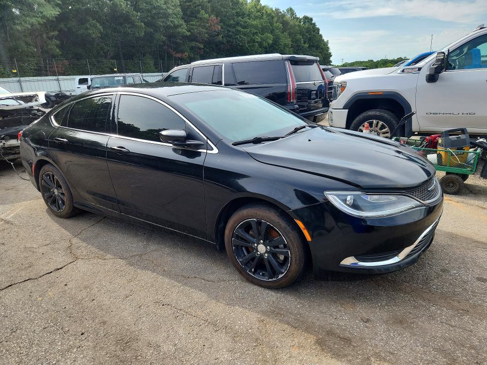 Photo 4 from auction – 2015 CHRYSLER 200 with VIN 1C3CCCAB8FN690330