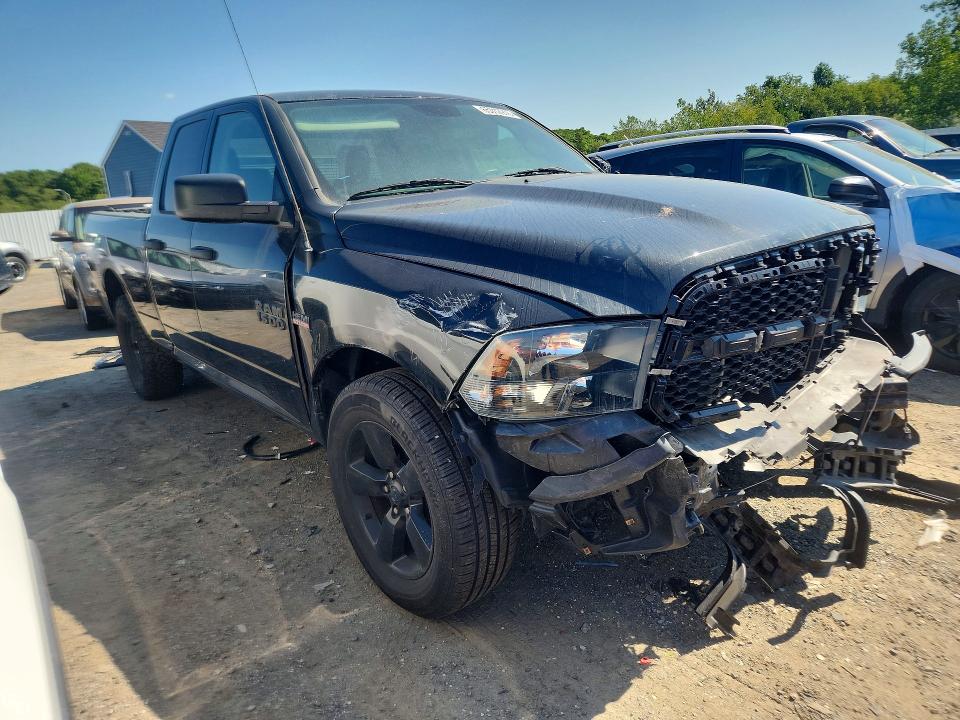 Photo 4 from auction – 2018 RAM 1500 with VIN 1C6RR7FT8JS271537