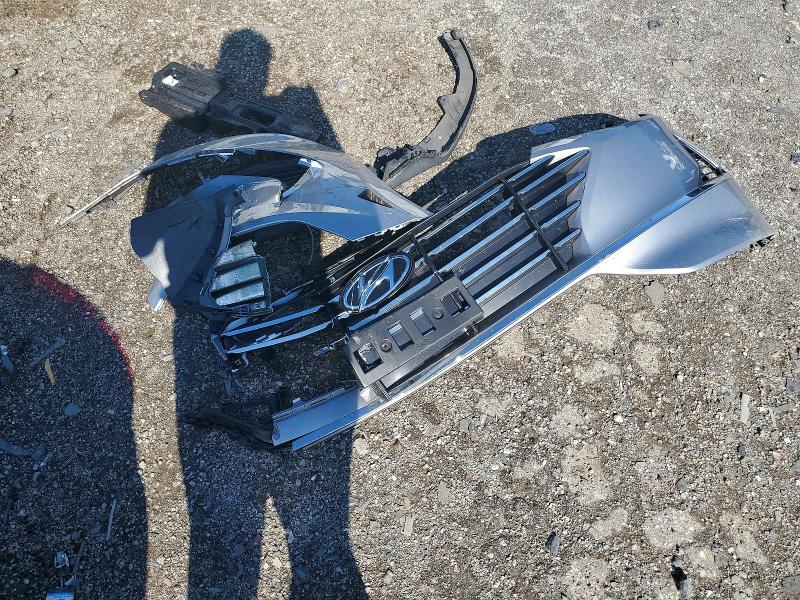 Снимка 12 от търг – 2021 HYUNDAI SONATA с VIN 5NPEG4JA6MH076461