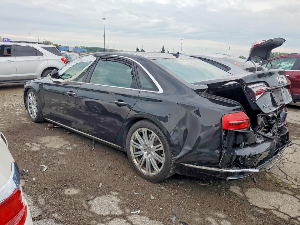 Фото 2 с аукциона – 2015 AUDI A8 с VIN WAU32AFD3FN037091