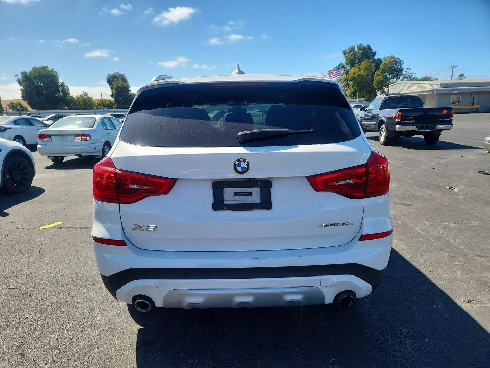 Photo 6 from auction – 2019 BMW X3 with VIN 5UXTR9C51KLD95193