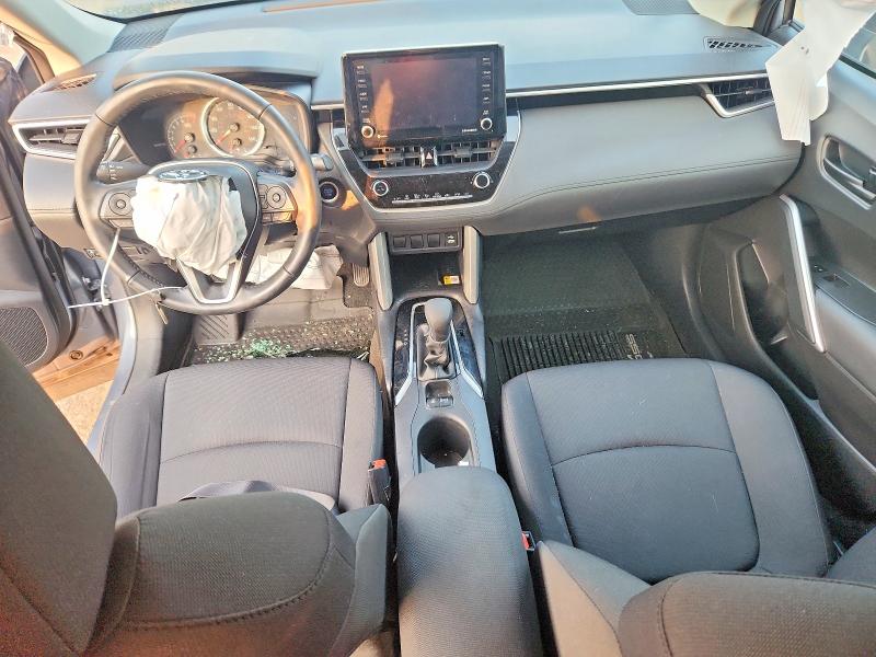 Photo 8 from auction – 2022 TOYOTA COROLLA CROSS with VIN 7MUCAAAGXNV030077