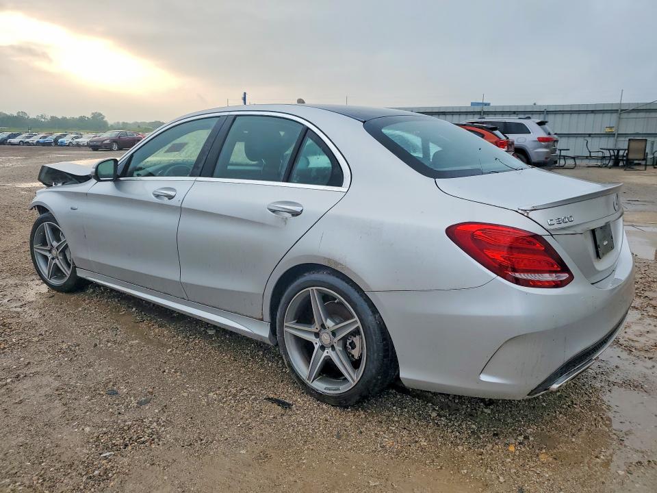 Photo 2 from auction – 2015 MERCEDES-BENZ C with VIN 55SWF4JB0FU057436
