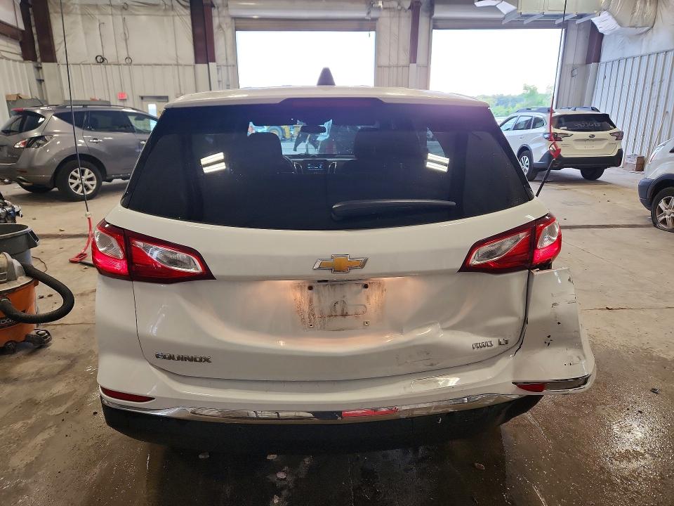 Photo 6 from auction – 2018 CHEVROLET EQUINOX with VIN 2GNAXSEV6J6347333