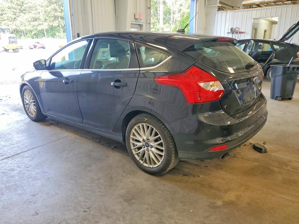 Photo 2 from auction – 2012 FORD FOCUS with VIN 1FAHP3M22CL288365