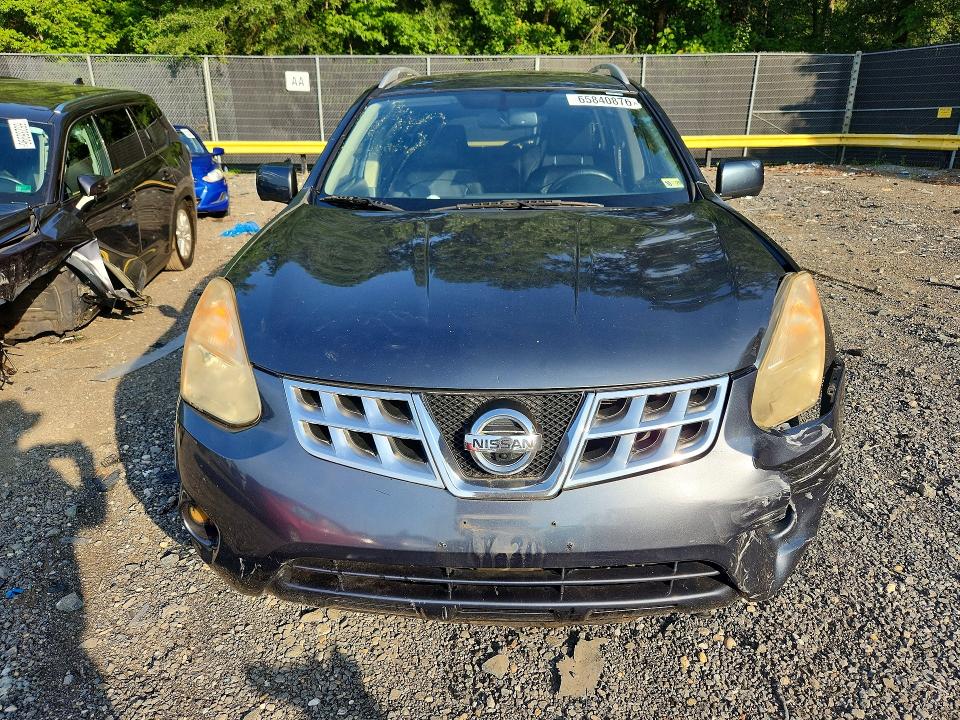 Photo 5 from auction – 2013 NISSAN ROGUE with VIN JN8AS5MV3DW647839