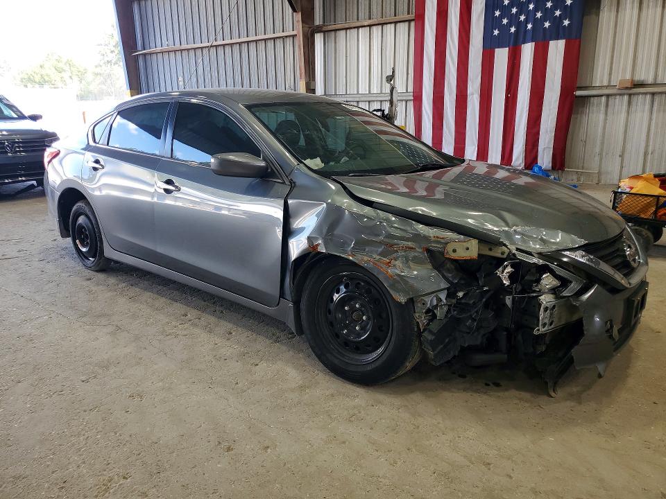 Photo 4 from auction – 2017 NISSAN ALTIMA with VIN 1N4AL3AP6HN334823