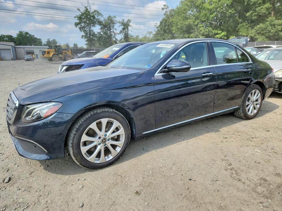 MERCEDES-BENZ E 2018 with VIN WDDZF4KB1JA365414 - Photo from auction