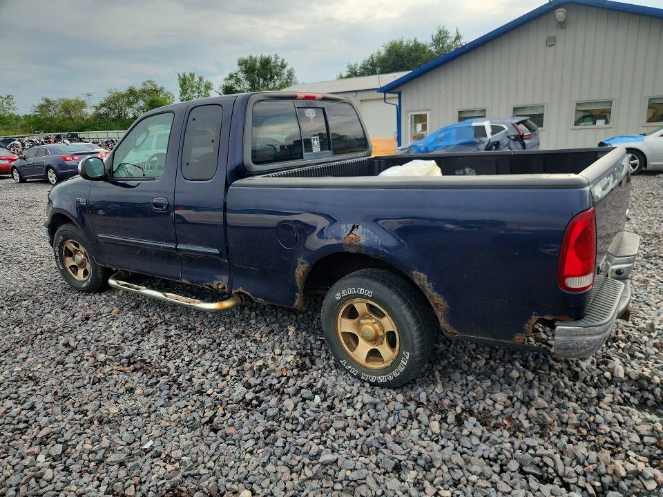Photo 2 from auction – 2002 FORD F150 with VIN 2FTRX17262CA85700