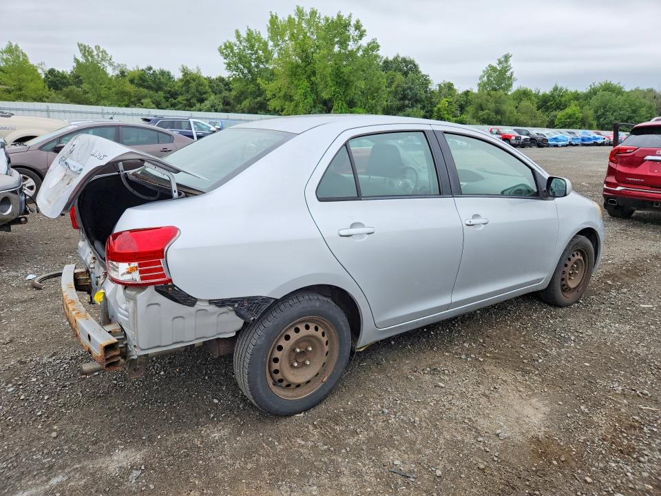 Photo 3 from auction – 2012 TOYOTA YARIS with VIN JTDBT4K31C1419861