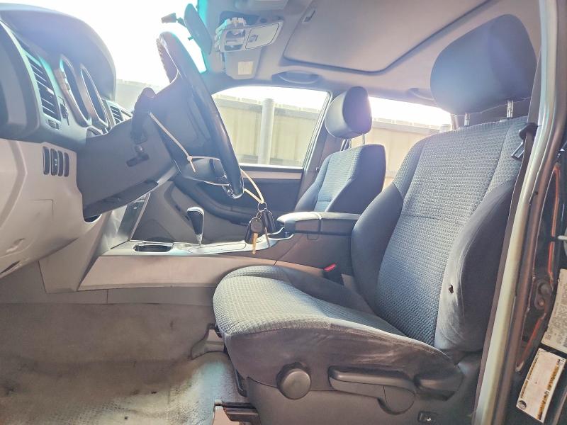 Photo 7 from auction – 2004 TOYOTA 4RUNNER with VIN JTEBU14R040028765