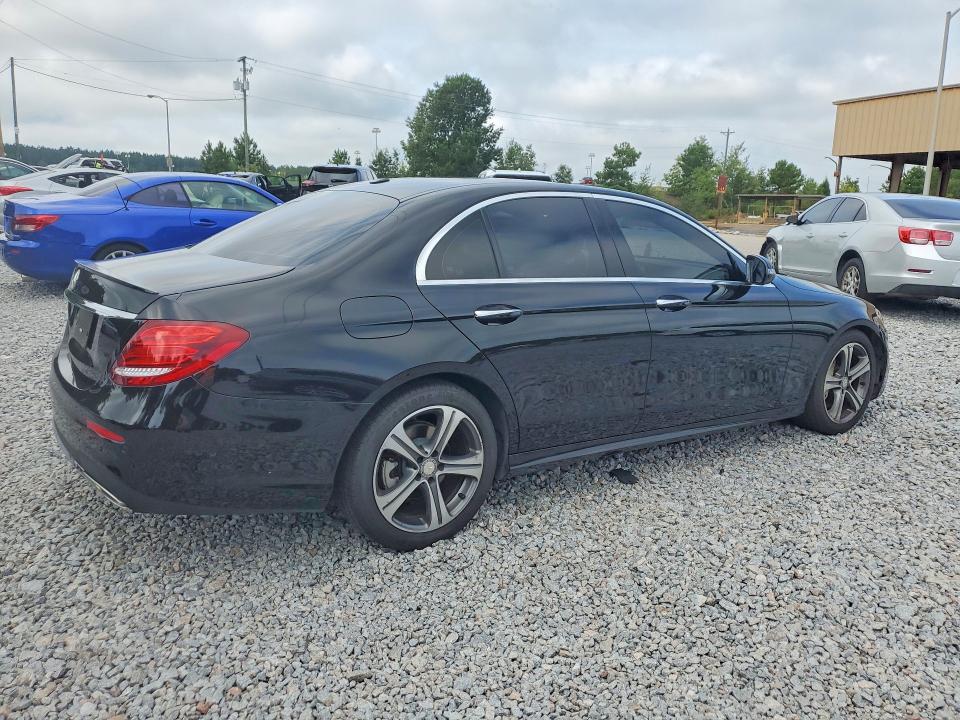 Photo 3 from auction – 2017 MERCEDES-BENZ E with VIN WDDZF4KB9HA088098